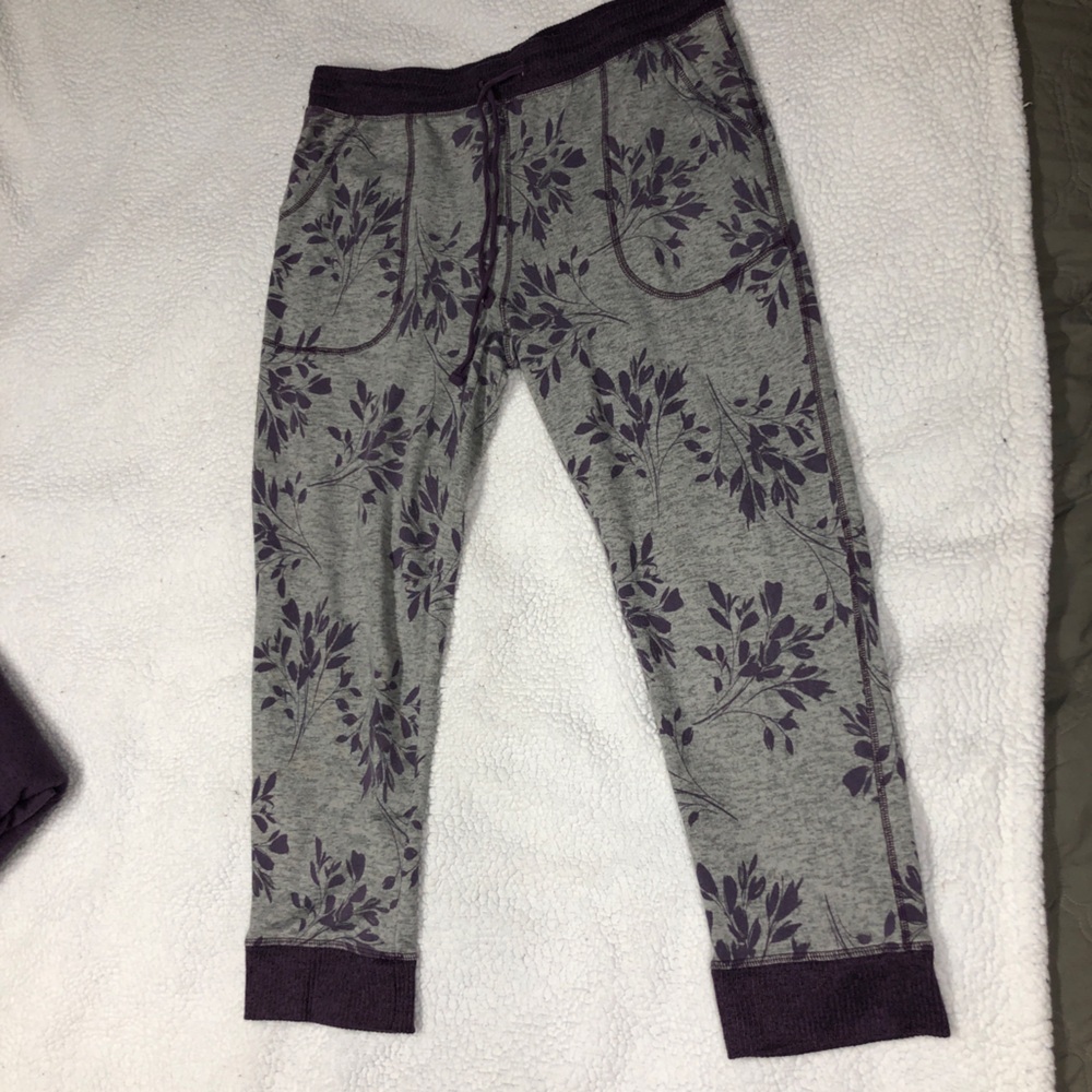 Karen Neuburger Gray & Purple Floral 3pc Lounge Pajama Set XL - Picture 6 of 12